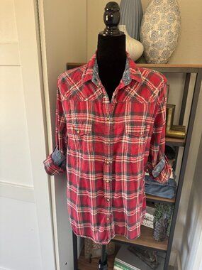 Jack's Girlfriend "Bea" Red Plaid Snap Front Flannel - Size L